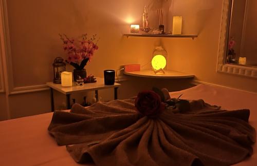 39 видов массажа от 35р в SPA-салоне "BOLERO" + подарочные сертификаты