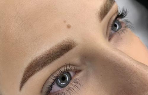 Перманентный макияж губ, глаз, бровей со скидкой до 55% у Елены Сароки 