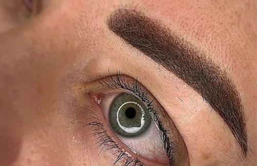 Перманентный макияж губ, глаз, бровей со скидкой до 55% у Елены Сароки 