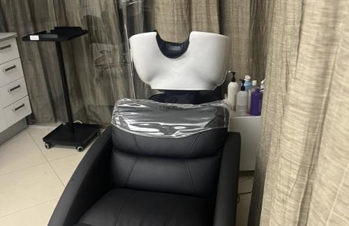 Перманентный макияж бровей, губ, межресничного пространства, комплексы со скидкой до 50% в салоне "Оливер"