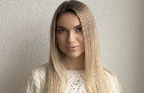СпецЦена до 30.09! Прикорневой объем, окрашивание, ламинирование волос со скидкой до 56% в "Hairdo studio"