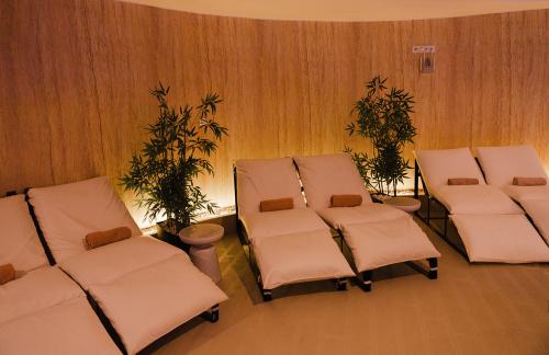Премиум SPA, бани, сауна, бассейн от 99р в "Wellness Spa Plus"