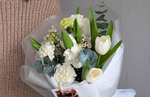 Цветы от 4,50р, авторские букеты, композиции от 88р от "Flovery"