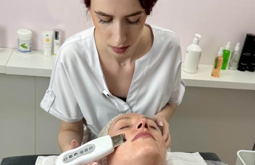 Консультация косметолога, подбор домашнего ухода от 50 р. у Ирины Фещенко